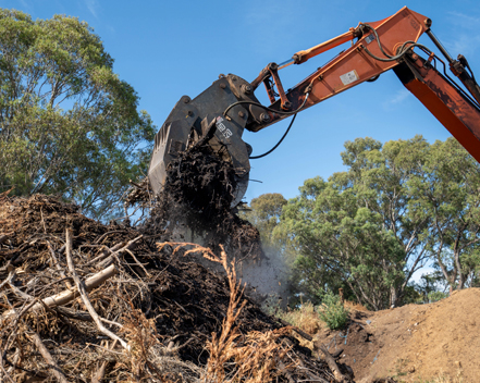Land Clearing at TRY Greenwaste Recycling Albury Wodonga