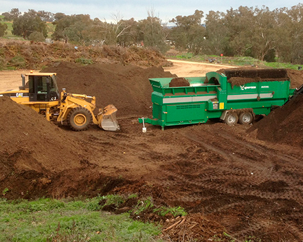 Screening at TRY Greenwaste Recycling Albury Wodonga
